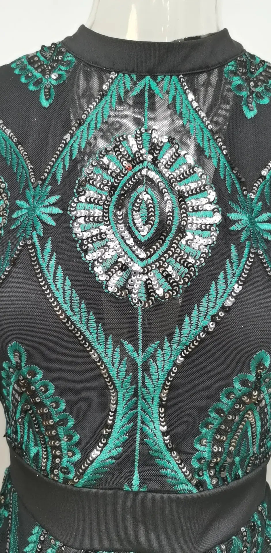Robe moulante à manches longues et paillettes, nouvelle tendance 2020