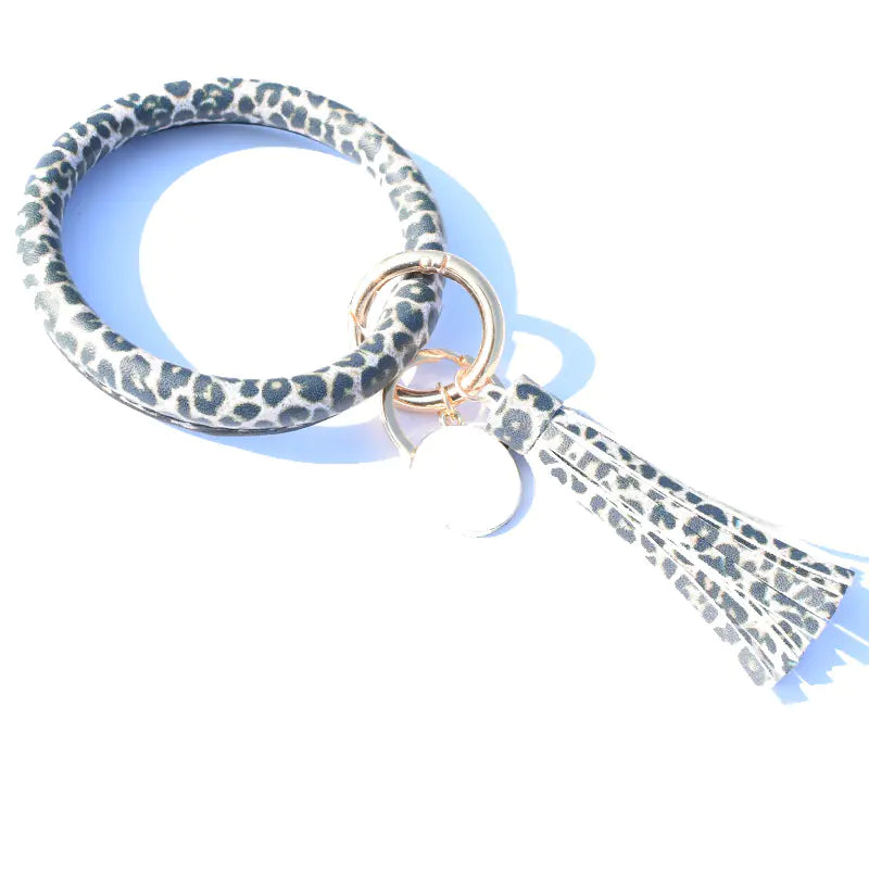 Bracelet pendentif pompon en cuir pur