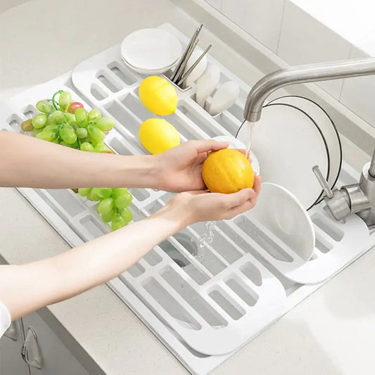 Égouttoir rétractable pour fruits et légumes